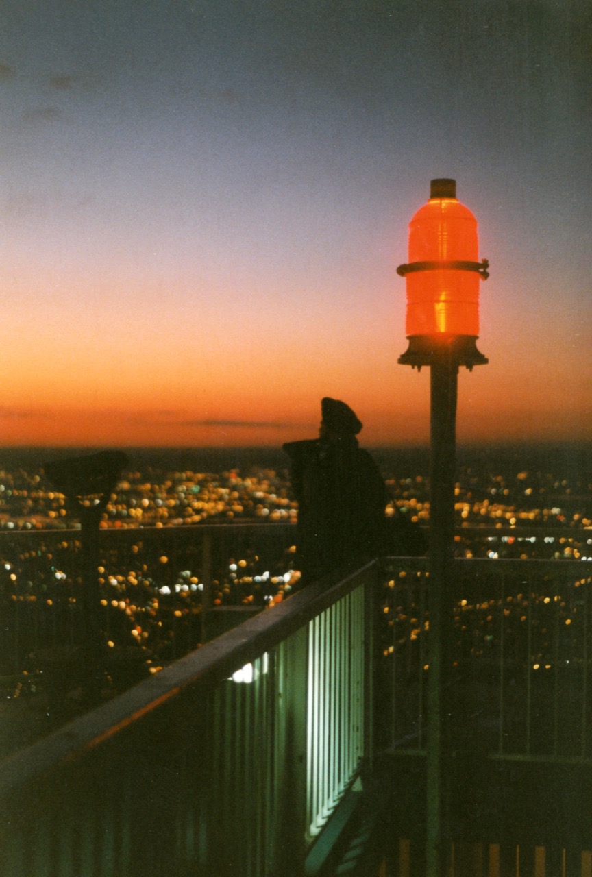 Visitors on the South Tower viewing platform in December 1998